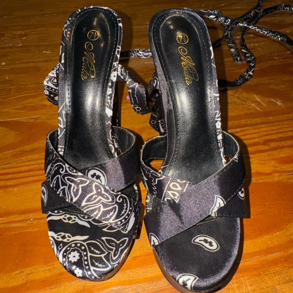 Dolls Kill Bandana Lace Up Heels